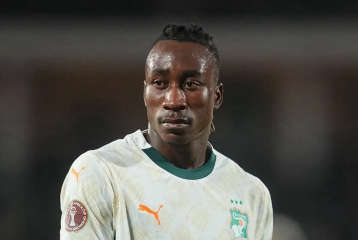 KY开云官网-老佛爷发力：皇马一大波官宣即将来袭！曼城已报价森林中场安德森|罗马诺|科纳特|拜仁|易卜拉希马·科纳特|皇家马德里_新浪体育_新浪新闻