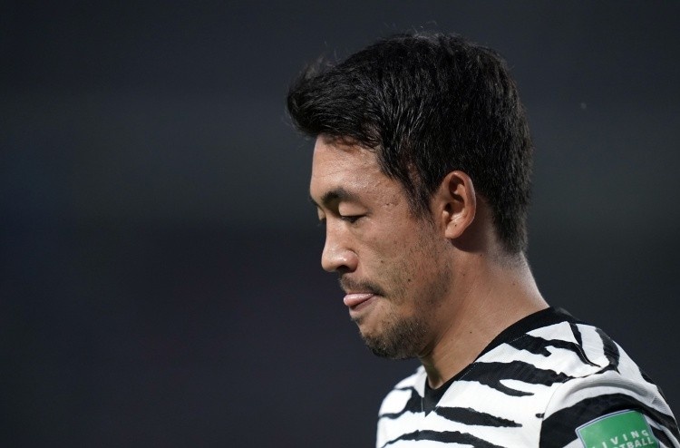 KY开云官网-韩联社:34岁前韩国国脚李记帝已从伊朗撤离,将从土库曼斯坦返韩